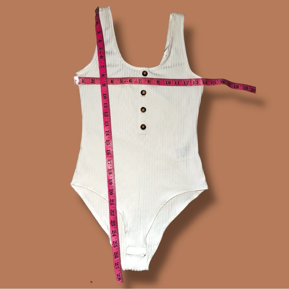H&M Bodysuit NWOT White Ribbed Button Details Front - Size Small 🍠- Picture 7 of 16